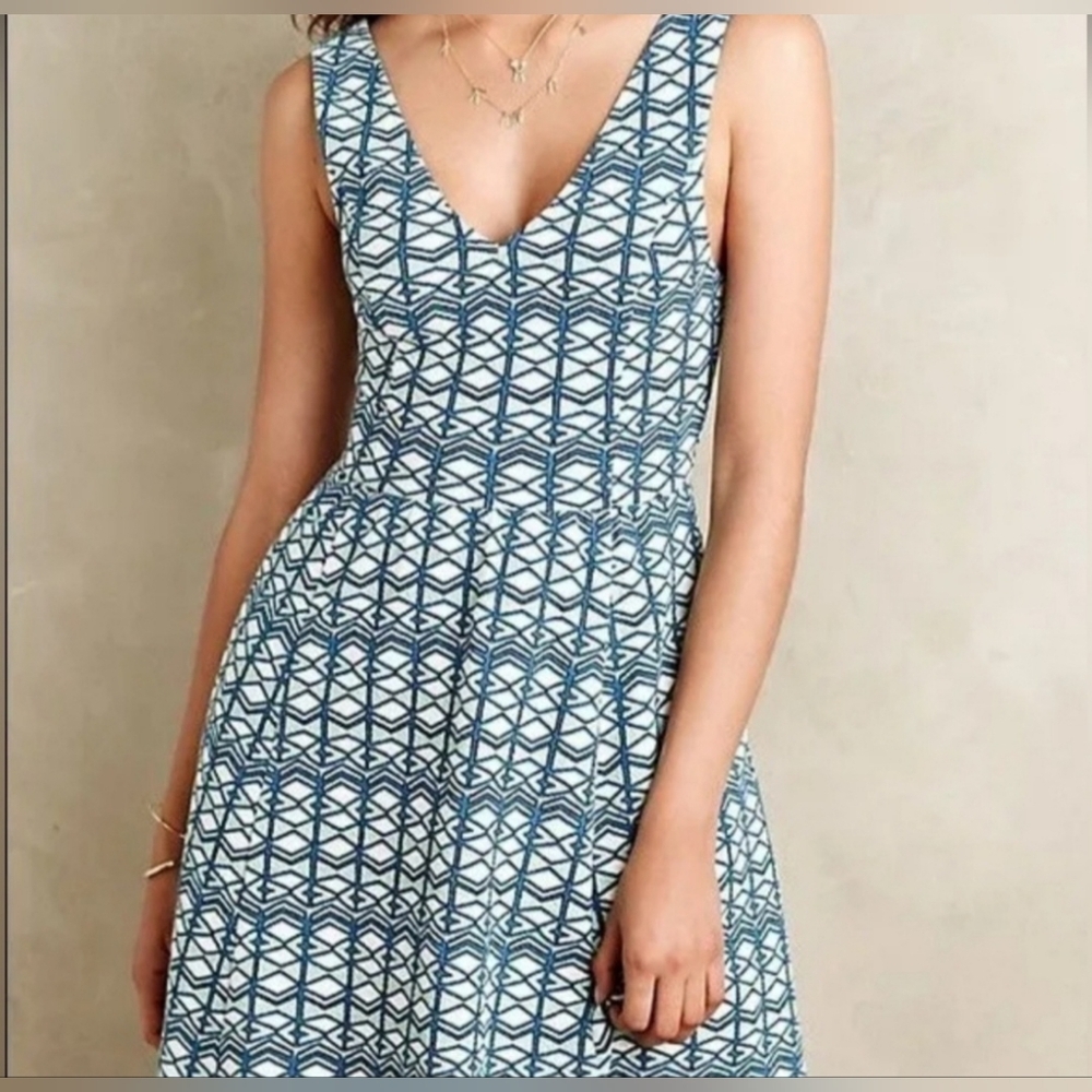 Maeve By Anthropologie V Neck Cut Out Back Dress Size 0 Stretchable